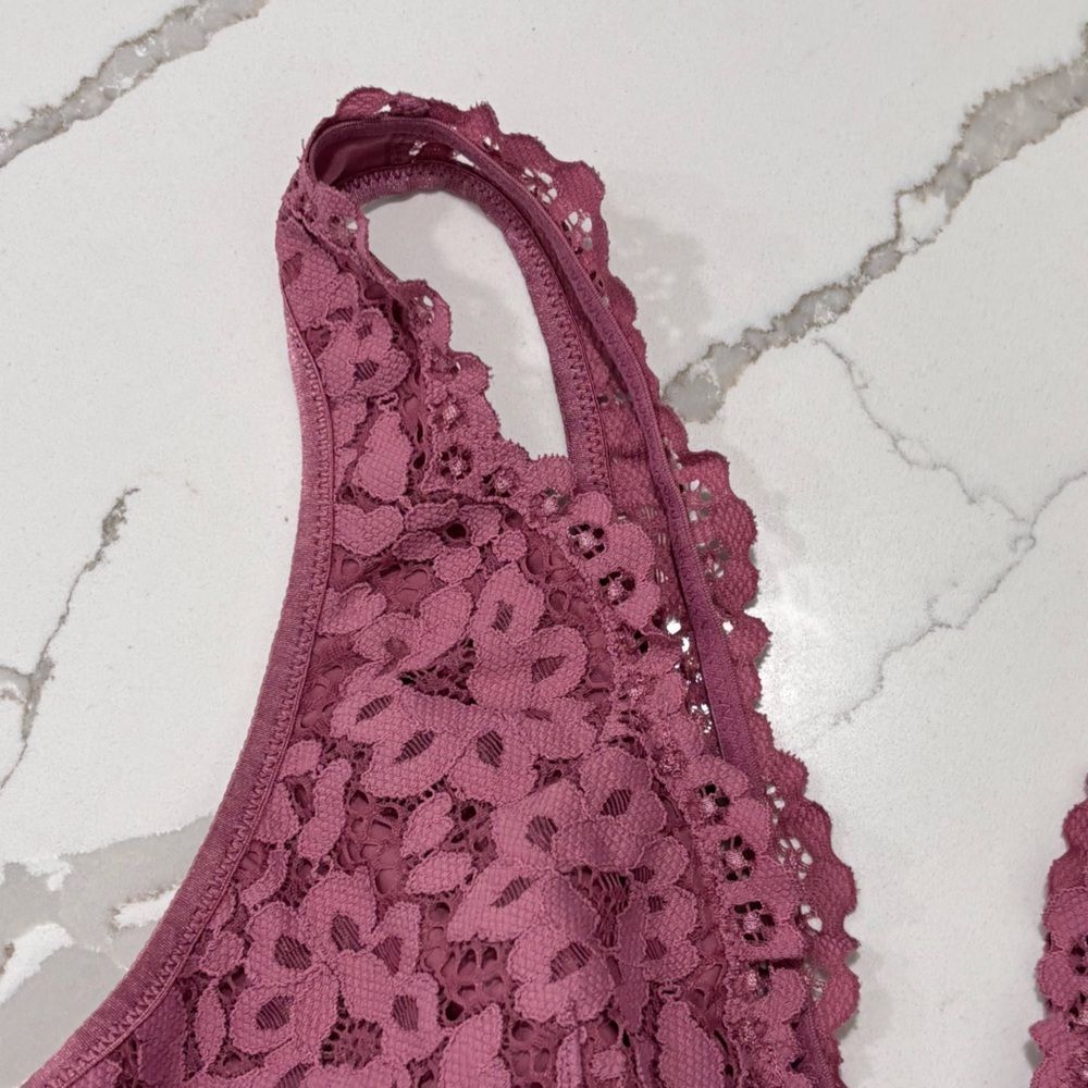 Victoria’s Secret Body by Victoria Women’s Pink Lace Bralette Bra Medium Lounge - Picture 5 of 16